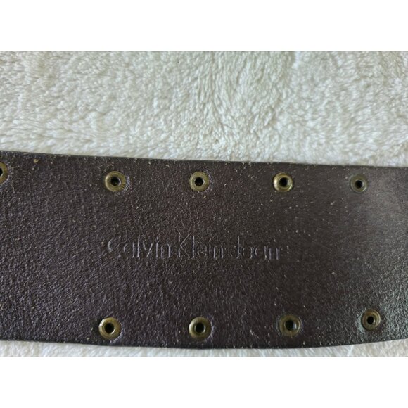 Womens Y2K Vintage Belt Brown Leather Round Brass Medallion Buckle Calvin Klein - Picture 6 of 7